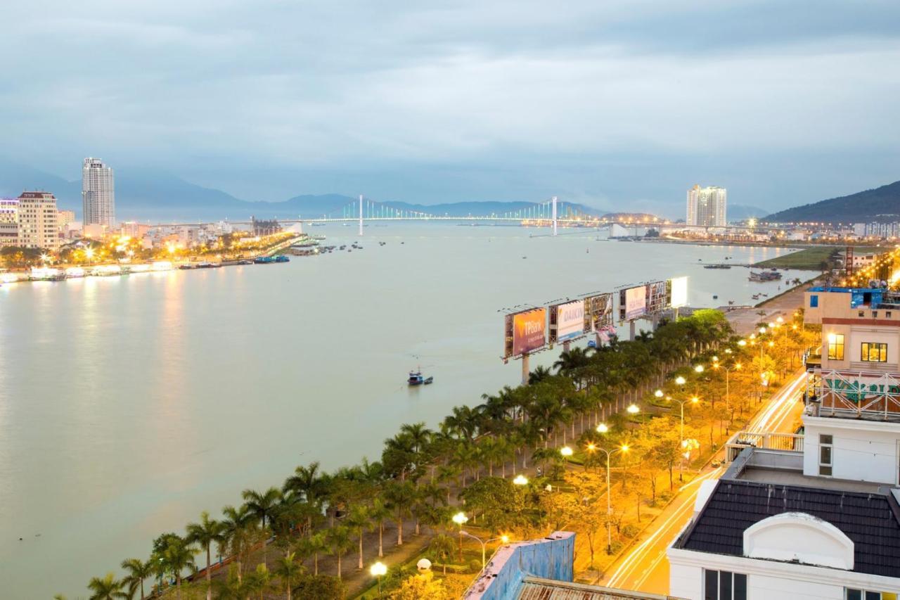 Capital O 1200 Salem Riverside Hotel 다낭 외부 사진