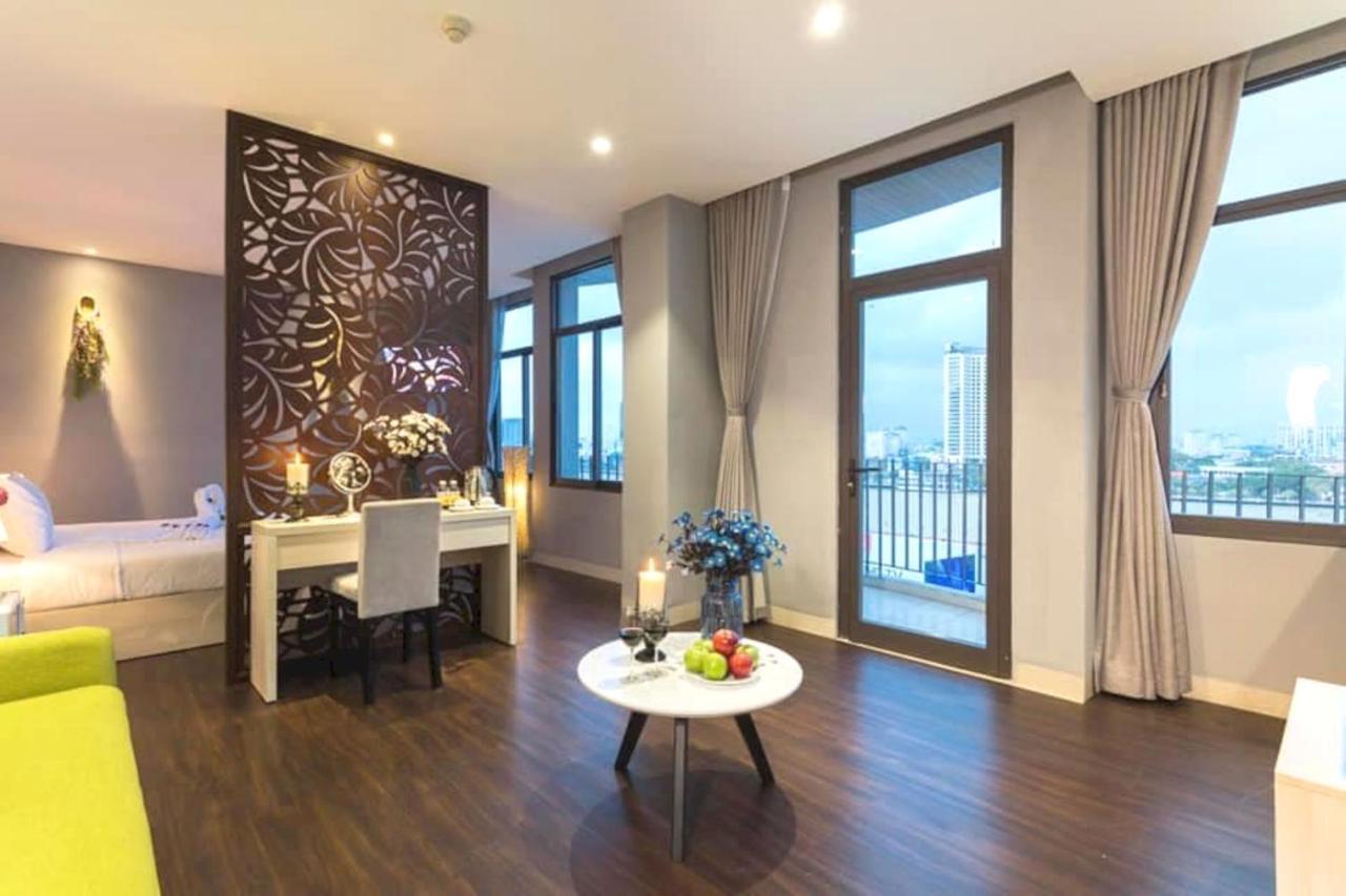 Capital O 1200 Salem Riverside Hotel 다낭 외부 사진