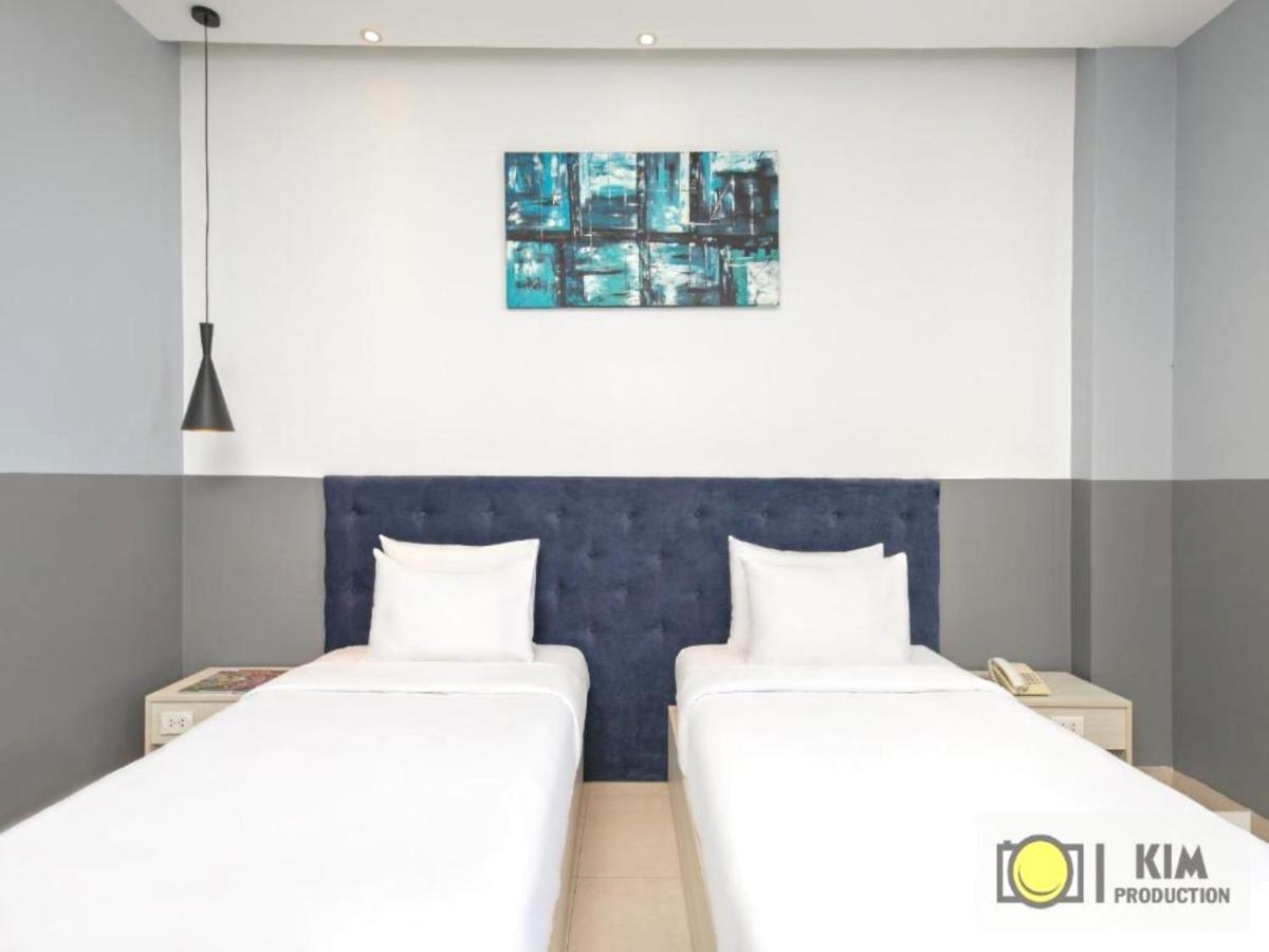 Capital O 1200 Salem Riverside Hotel 다낭 외부 사진