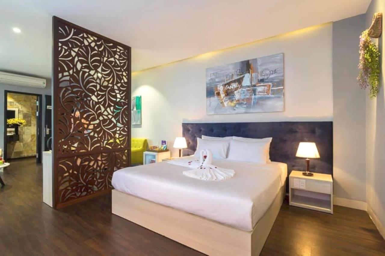 Capital O 1200 Salem Riverside Hotel 다낭 외부 사진